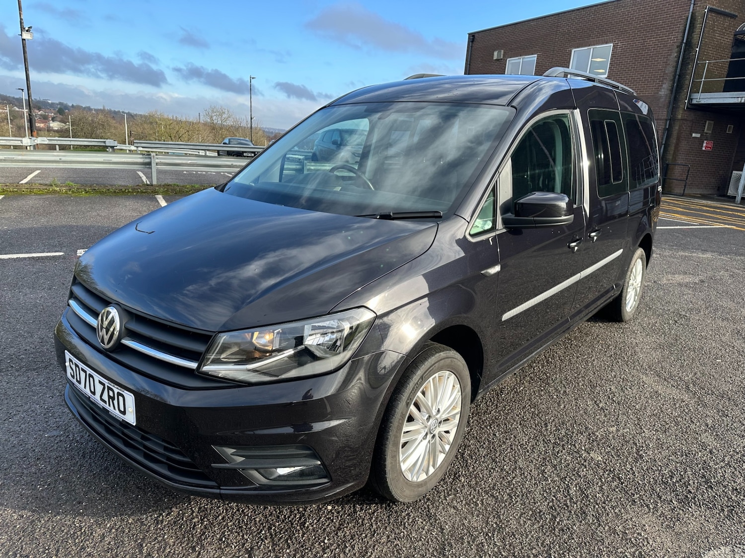 Used Volkswagen Caddy Maxi Life 2020 for sale - 77396709: Photo 3