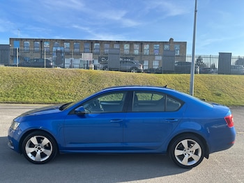 Used Skoda Octavia 2020 for sale - 75755032: Photo