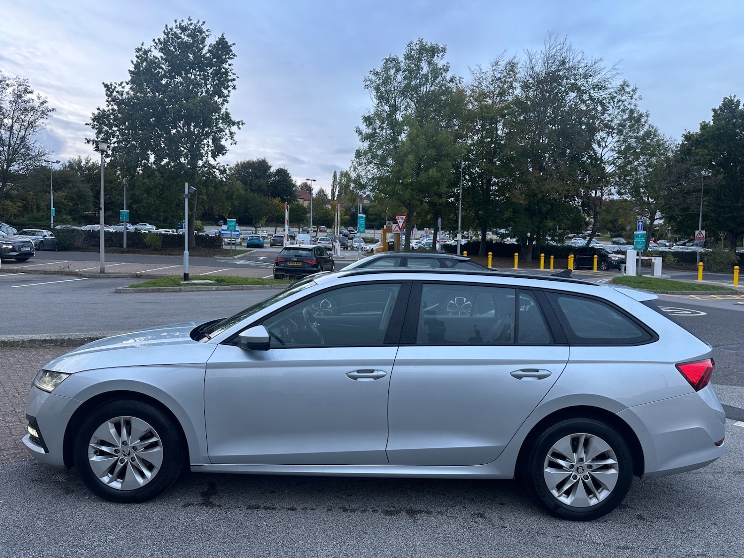 Used Skoda Octavia 2021 for sale - 76055841: Photo 7