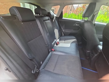 Used Toyota Auris 2015 for sale - 78973795: Photo