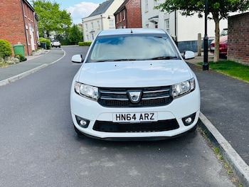Used Dacia Sandero 2014 for sale - 78412106: Photo
