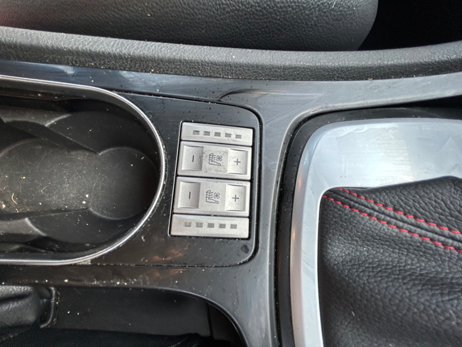 Used Ford Mondeo 2010 for sale - 77965308: Photo 12