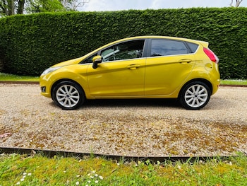 Used Ford Fiesta 2015 for sale - 78630755: Photo