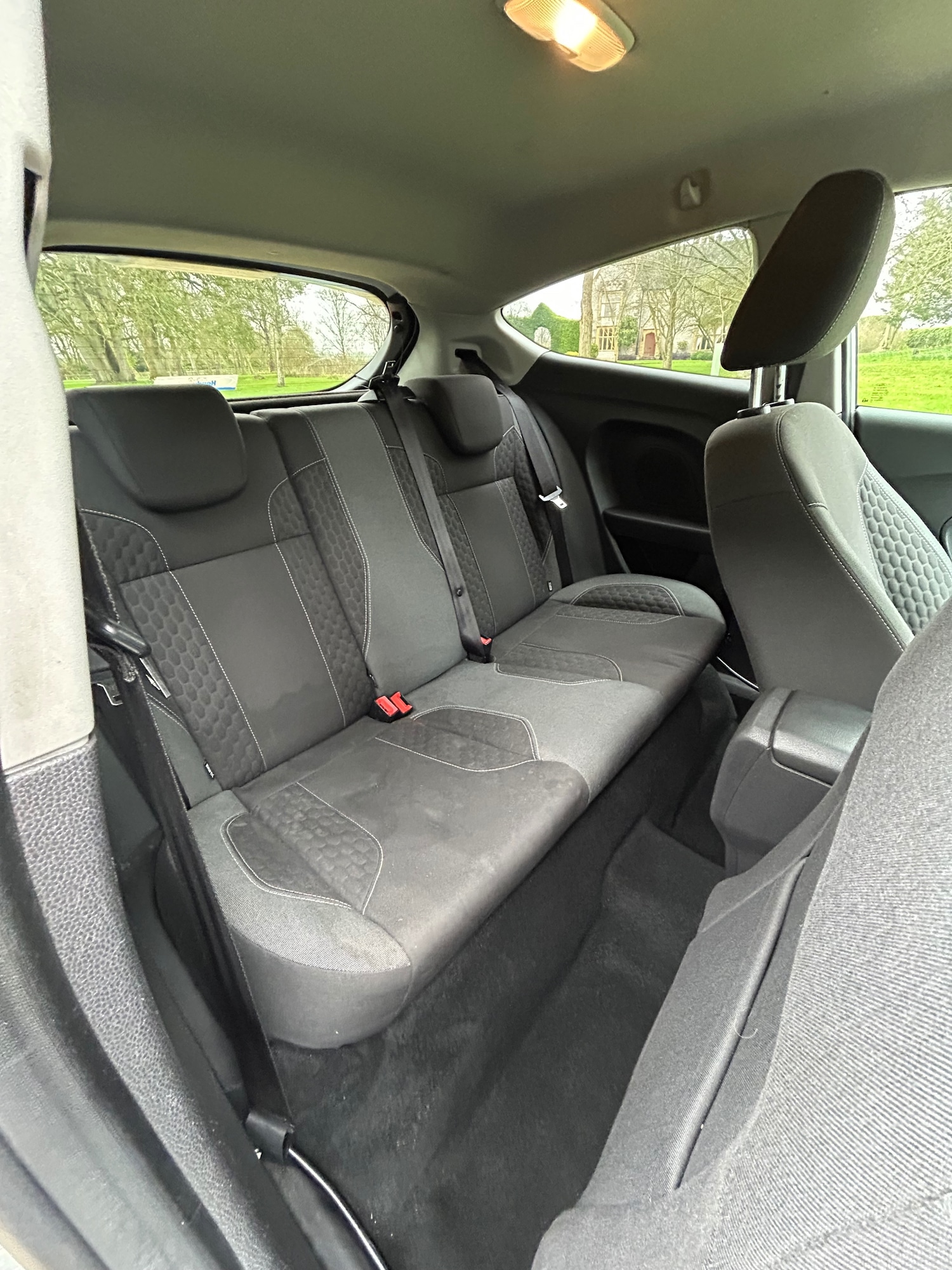 Used Ford Fiesta 2013 for sale - 77846699: Photo 9