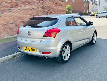 Used Kia Pro Ceed 2008 for sale - 77721429: Photo