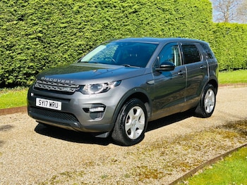 Used Land Rover Discovery Sport 2017 for sale - 78968621: Photo