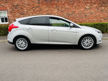 Used Ford Focus 2013 for sale - 77778952: Photo