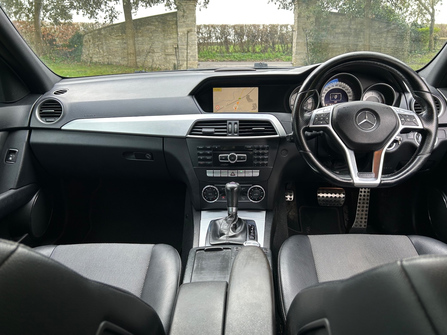 Used Mercedes-Benz C Class 2011 for sale - 77848400: Photo 8