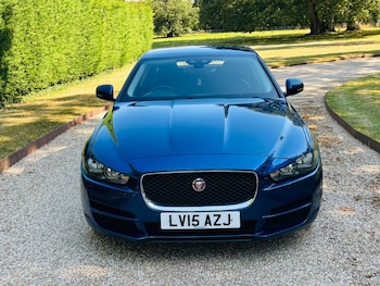 Used Jaguar XE 2015 for sale - 79235049: Photo