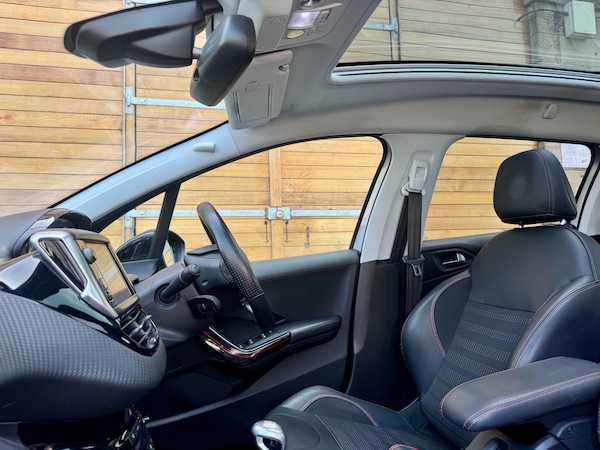 Used Peugeot 2008 2019 for sale - 75661655: Photo 21