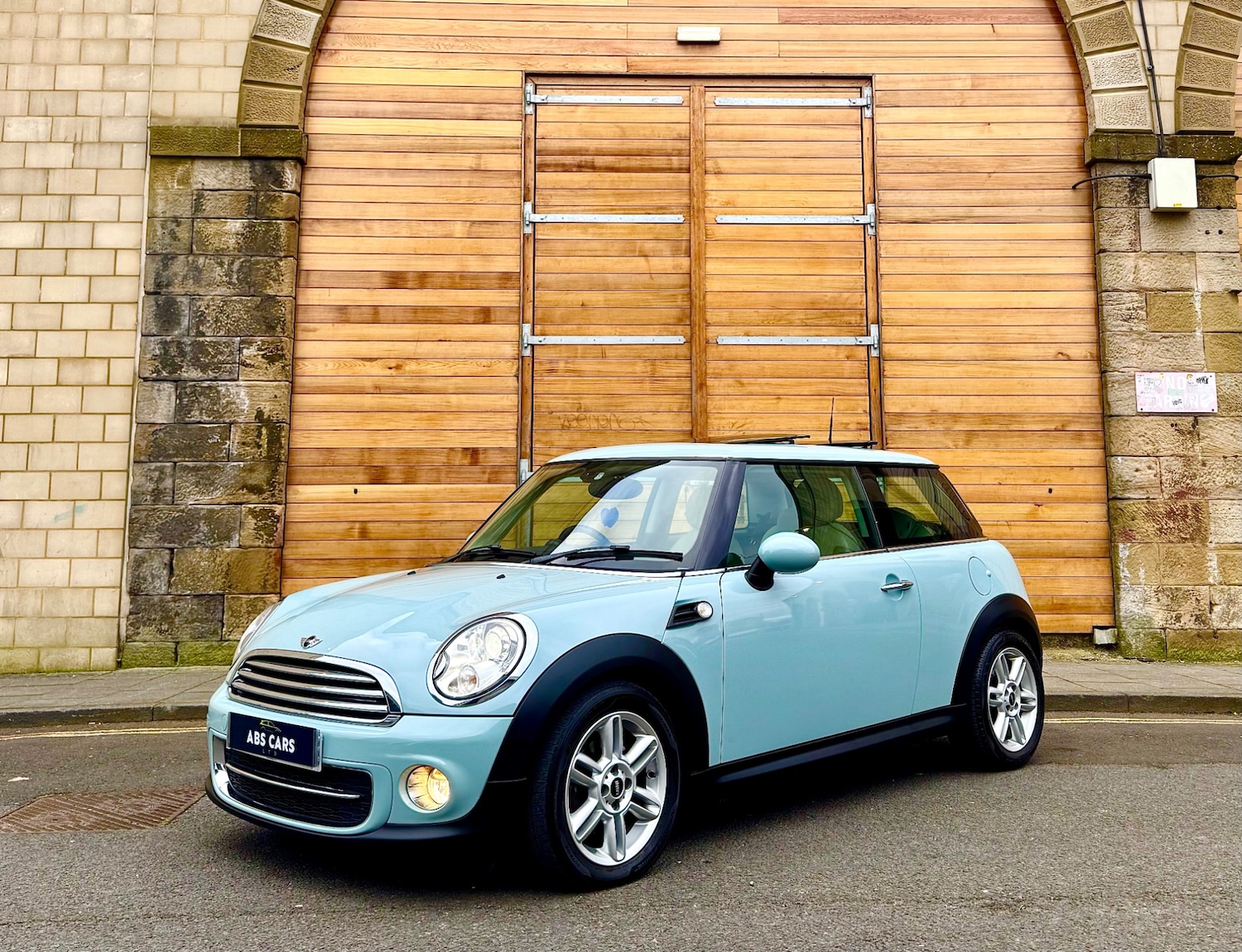 Used MINI Hatch 2012 for sale - 73903334: Photo 2