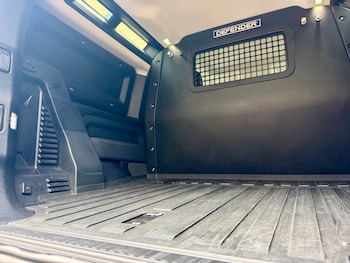 Used Land Rover Defender 2022 for sale - 78776652: Photo