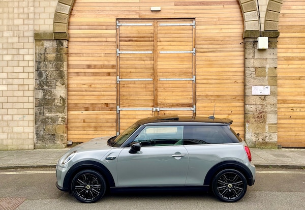 Used MINI Hatch 2022 for sale - 76219344: Photo 32