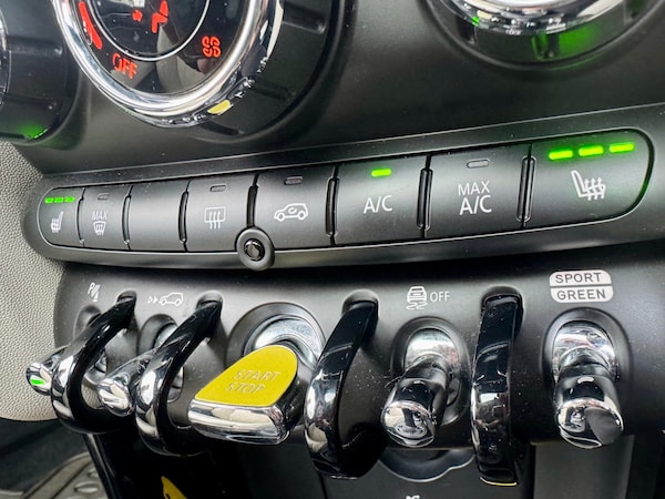Used MINI Hatch 2022 for sale - 76219344: Photo 44