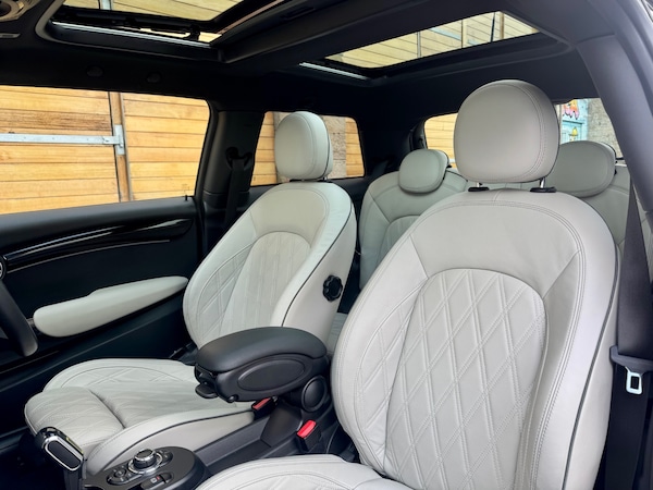 Used MINI Hatch 2022 for sale - 76219344: Photo 8