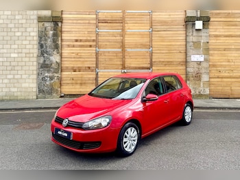 Volkswagen - Golf