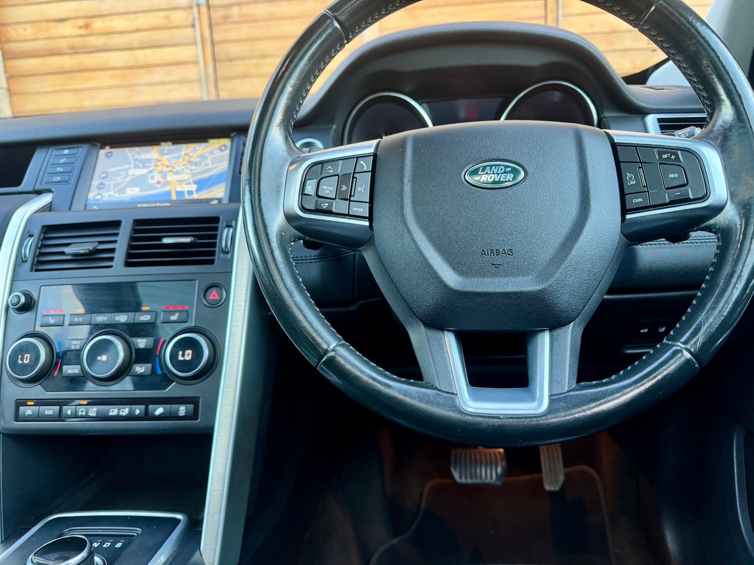 Used Land Rover Discovery Sport 2016 for sale - 76386765: Photo 13