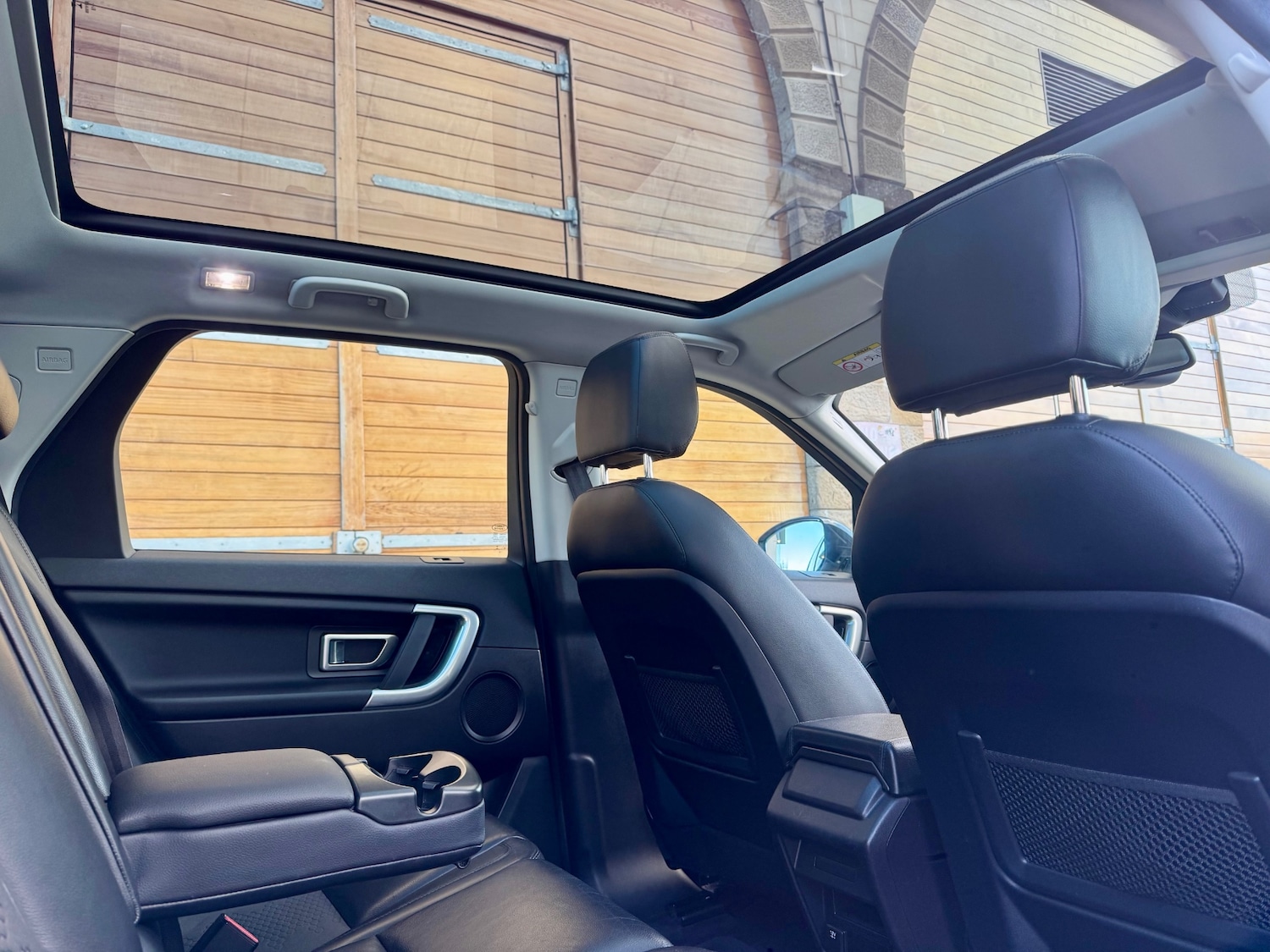 Used Land Rover Discovery Sport 2016 for sale - 76386765: Photo 18