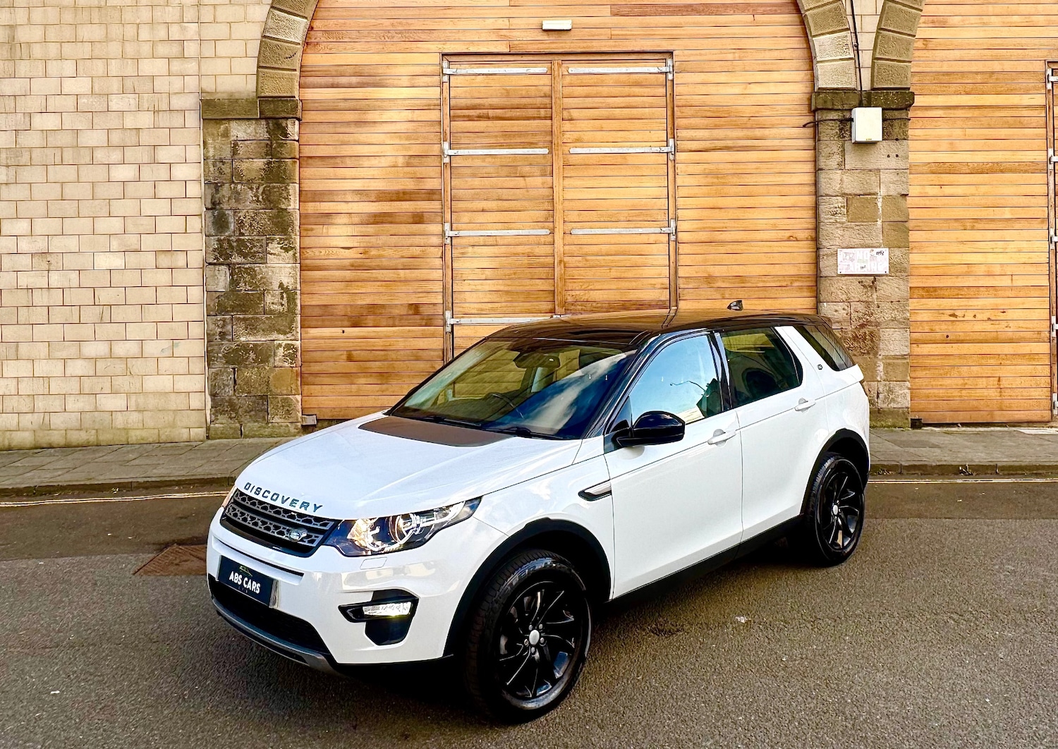 Used Land Rover Discovery Sport 2016 for sale - 76386765: Photo 31