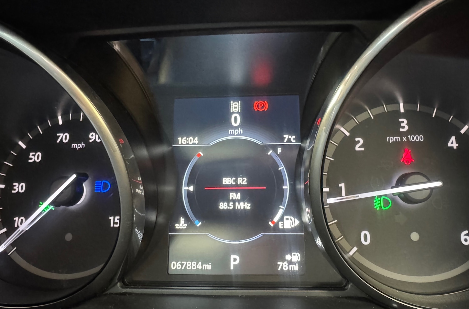 Used Land Rover Discovery Sport 2016 for sale - 76386765: Photo 32