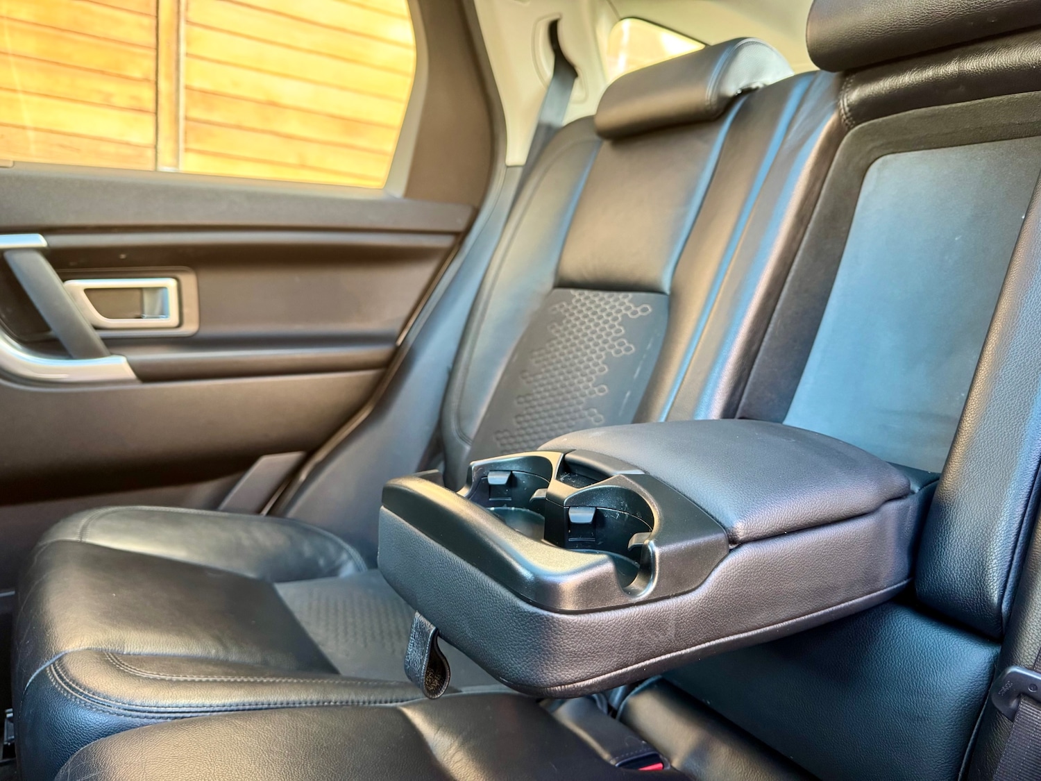 Used Land Rover Discovery Sport 2016 for sale - 76386765: Photo 36