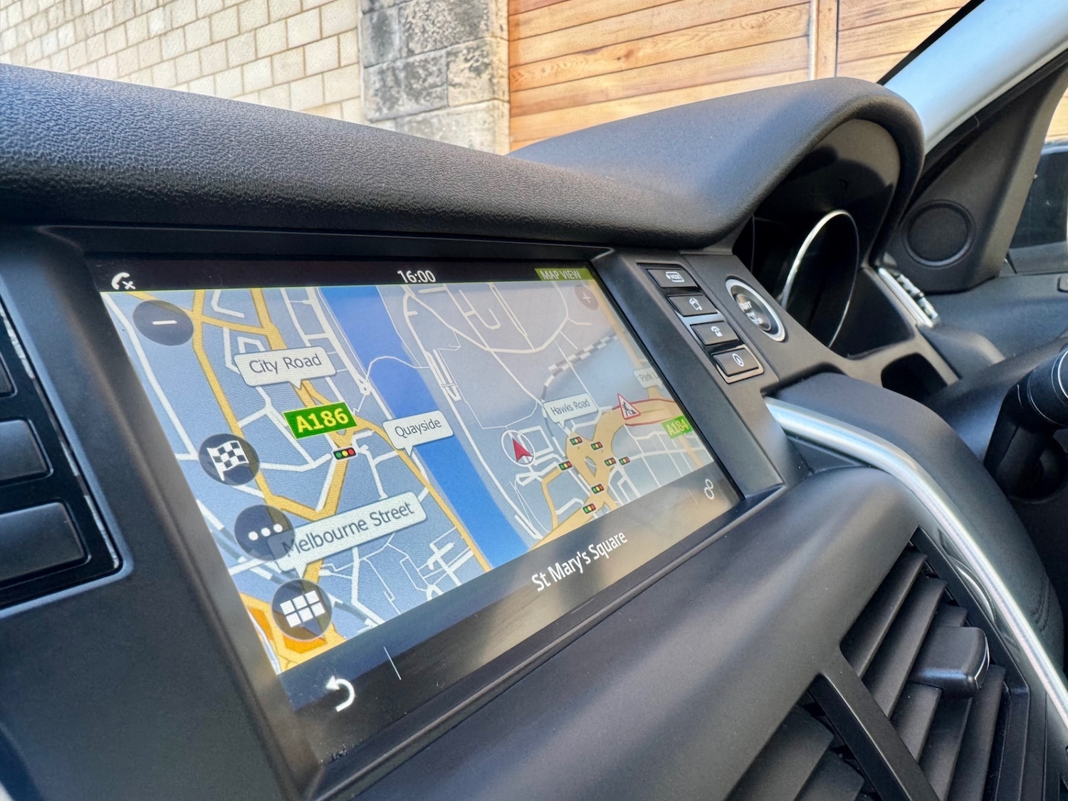 Used Land Rover Discovery Sport 2016 for sale - 76386765: Photo 38