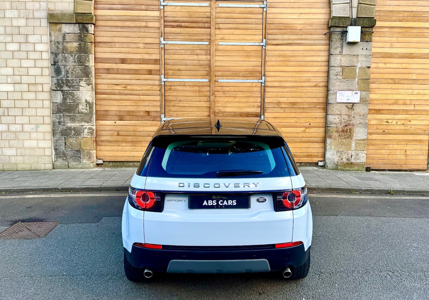 Used Land Rover Discovery Sport 2016 for sale - 76386765: Photo 6