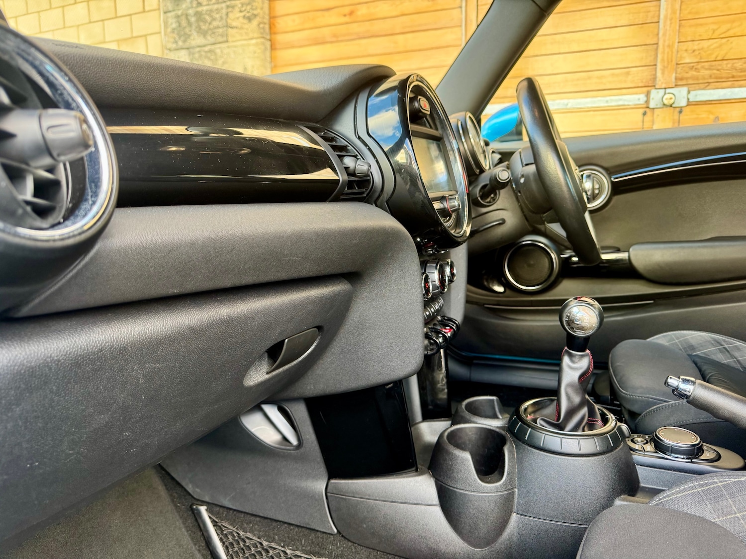 Used MINI Hatch 2015 for sale - 76331138: Photo 15