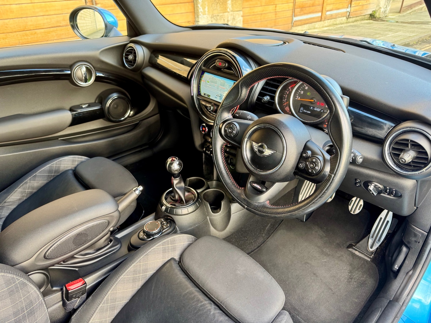 Used MINI Hatch 2015 for sale - 76331138: Photo 21