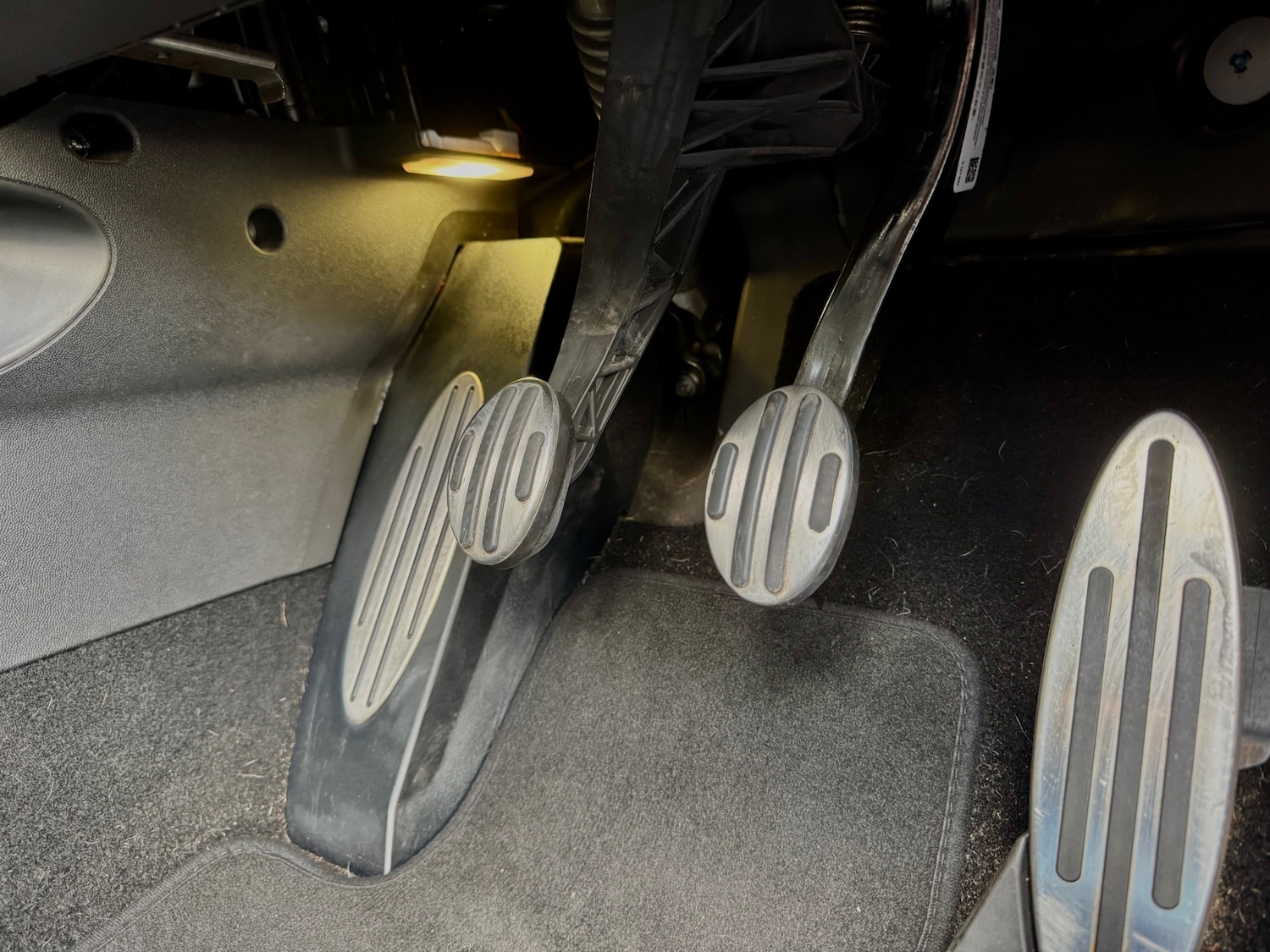 Used MINI Hatch 2015 for sale - 76331138: Photo 25