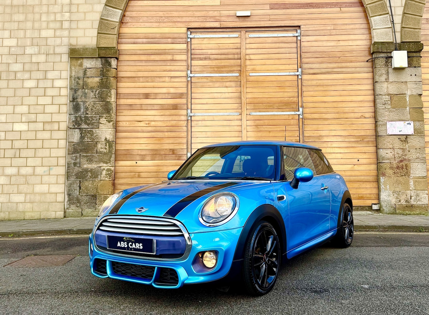 Used MINI Hatch 2015 for sale - 76331138: Photo 5