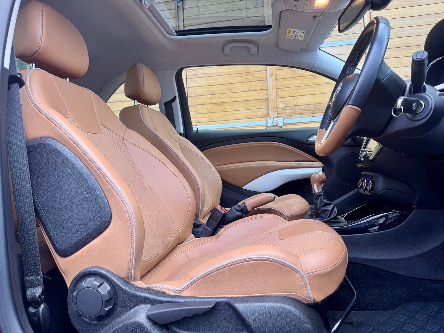 Used Vauxhall ADAM 2016 for sale - 77020823: Photo 32