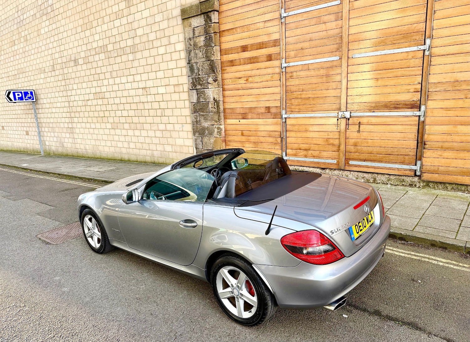 Used Mercedes-Benz SLK 2010 for sale - 77675438: Photo 11