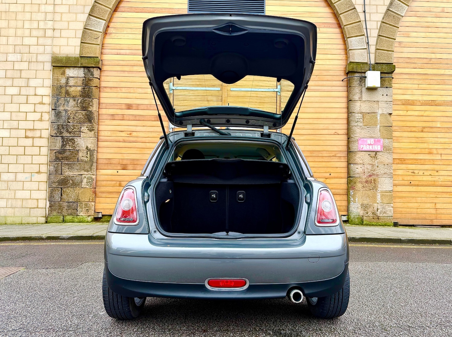 Used MINI Hatch 2010 for sale - 77483183: Photo 16