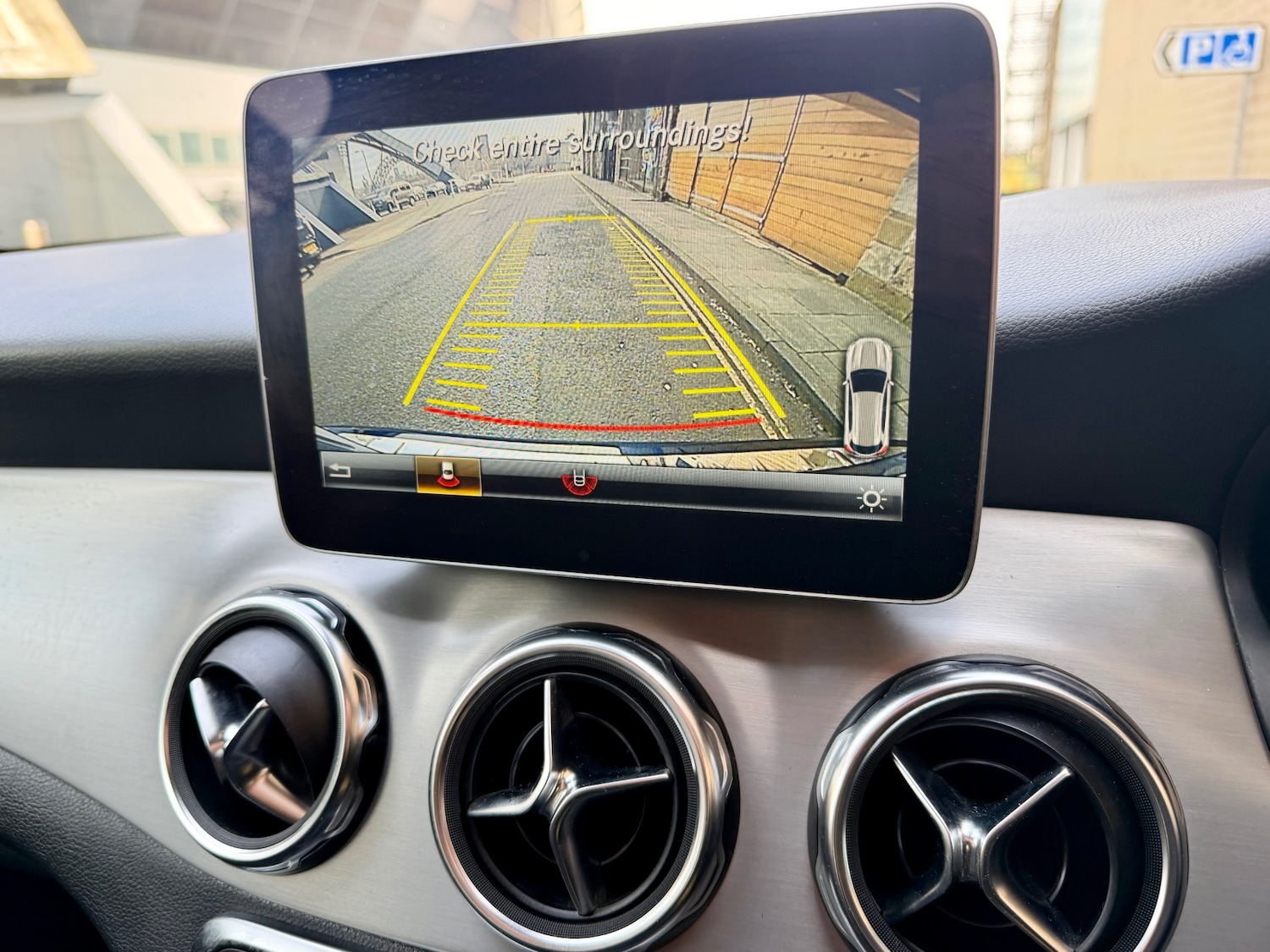 Used Mercedes-Benz GLA 2018 for sale - 77970800: Photo 20