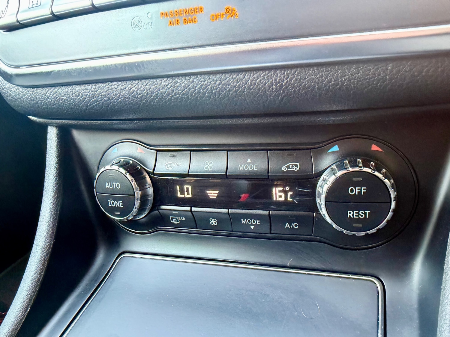 Used Mercedes-Benz GLA 2018 for sale - 77970800: Photo 32