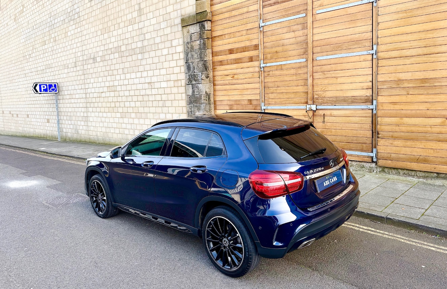 Used Mercedes-Benz GLA 2018 for sale - 77970800: Photo 9