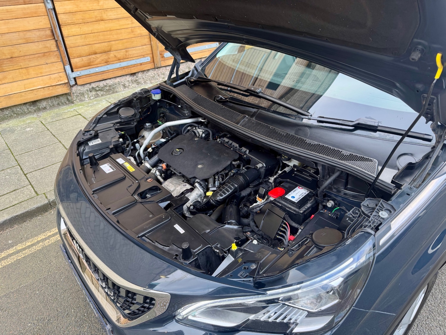 Used Peugeot 3008 2018 for sale - 77053378: Photo 14