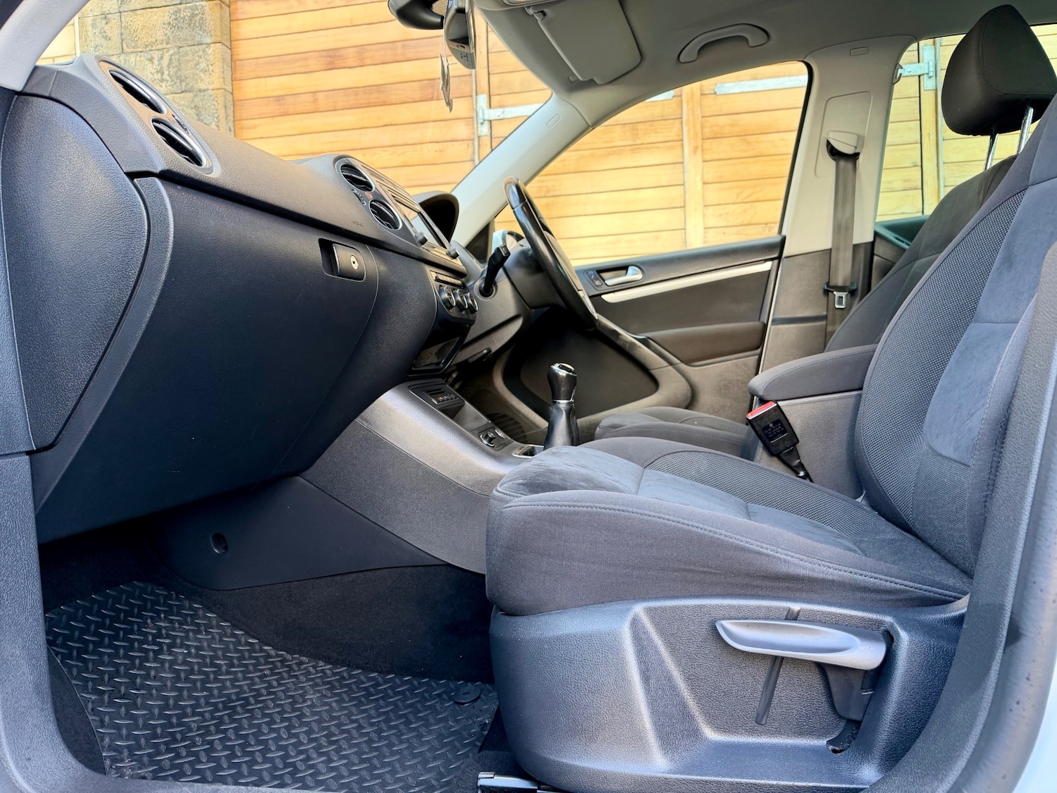 Used Volkswagen Tiguan 2015 for sale - 77585567: Photo 13