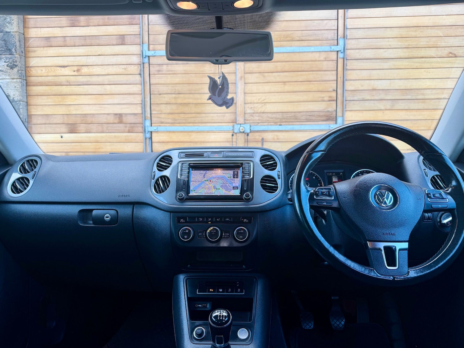 Used Volkswagen Tiguan 2015 for sale - 77585567: Photo 24