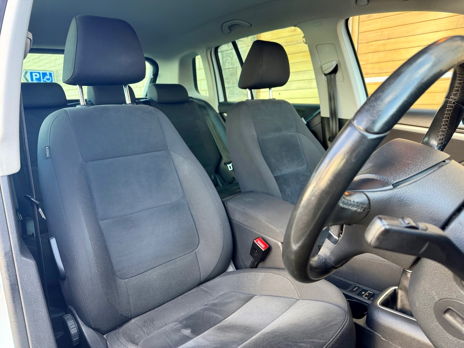 Used Volkswagen Tiguan 2015 for sale - 77585567: Photo 8