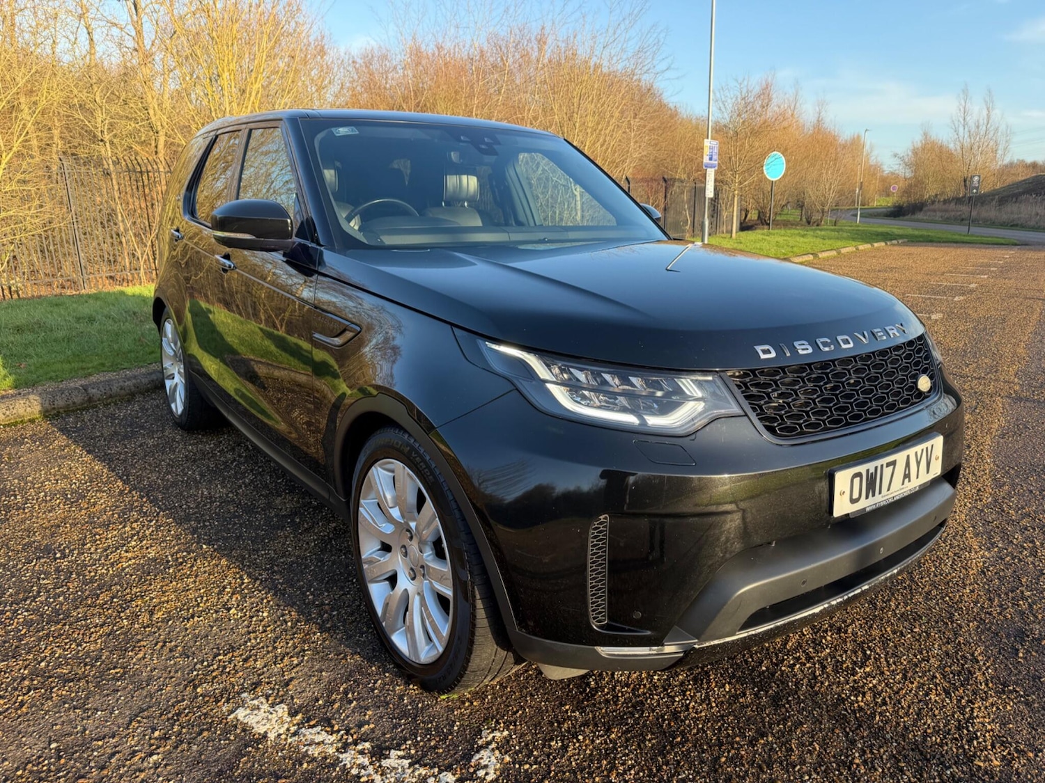 Used Land Rover Discovery 2017 for sale - 77341100: Photo 10