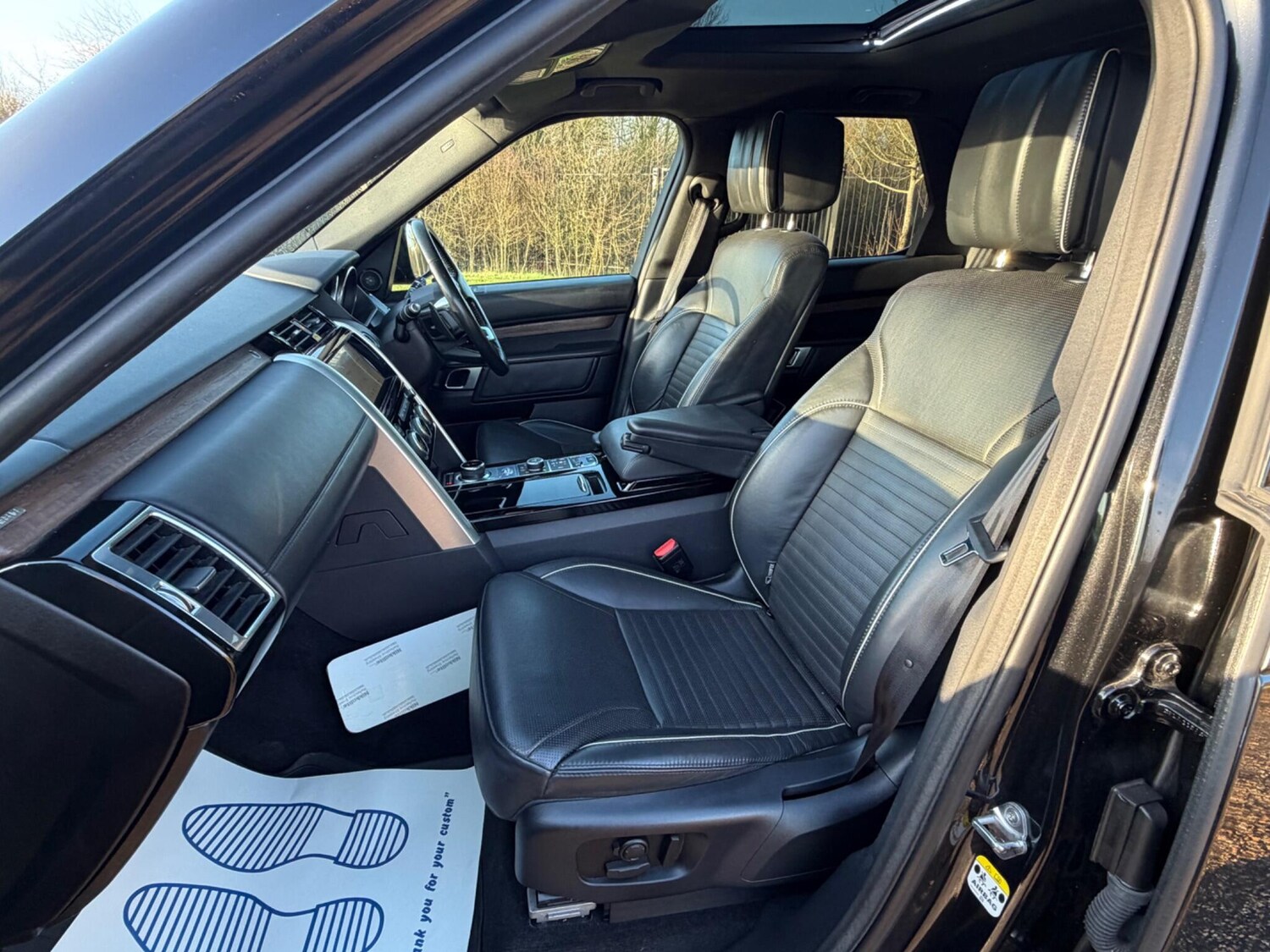 Used Land Rover Discovery 2017 for sale - 77341100: Photo 28