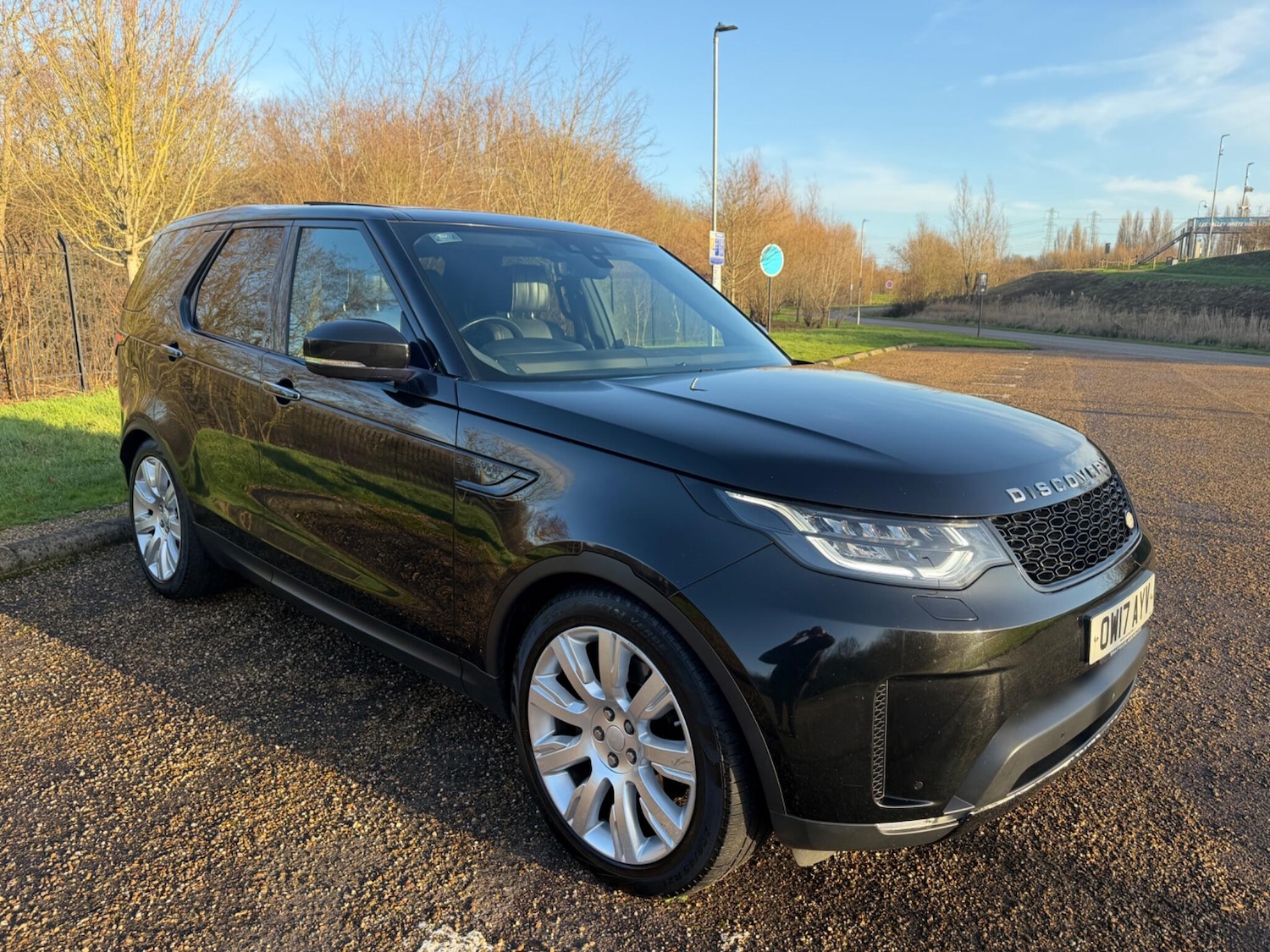 Used Land Rover Discovery 2017 for sale - 77341100: Photo 9