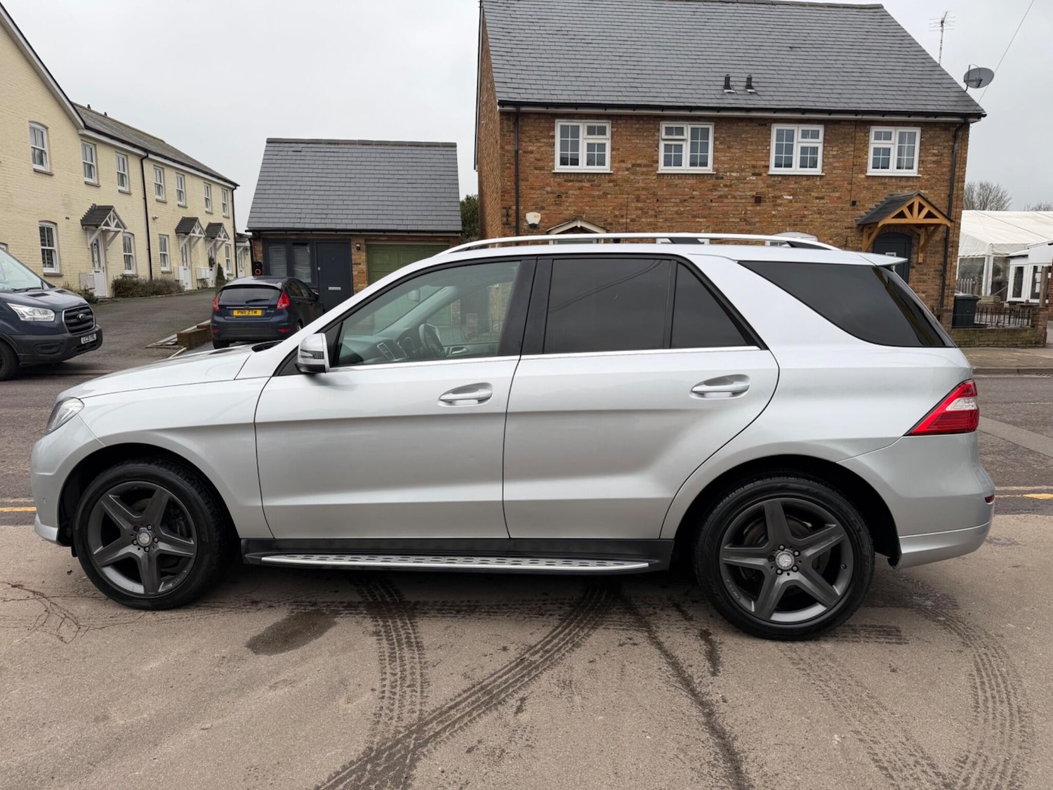 Used Mercedes-Benz M Class 2015 for sale - 77346302: Photo 11