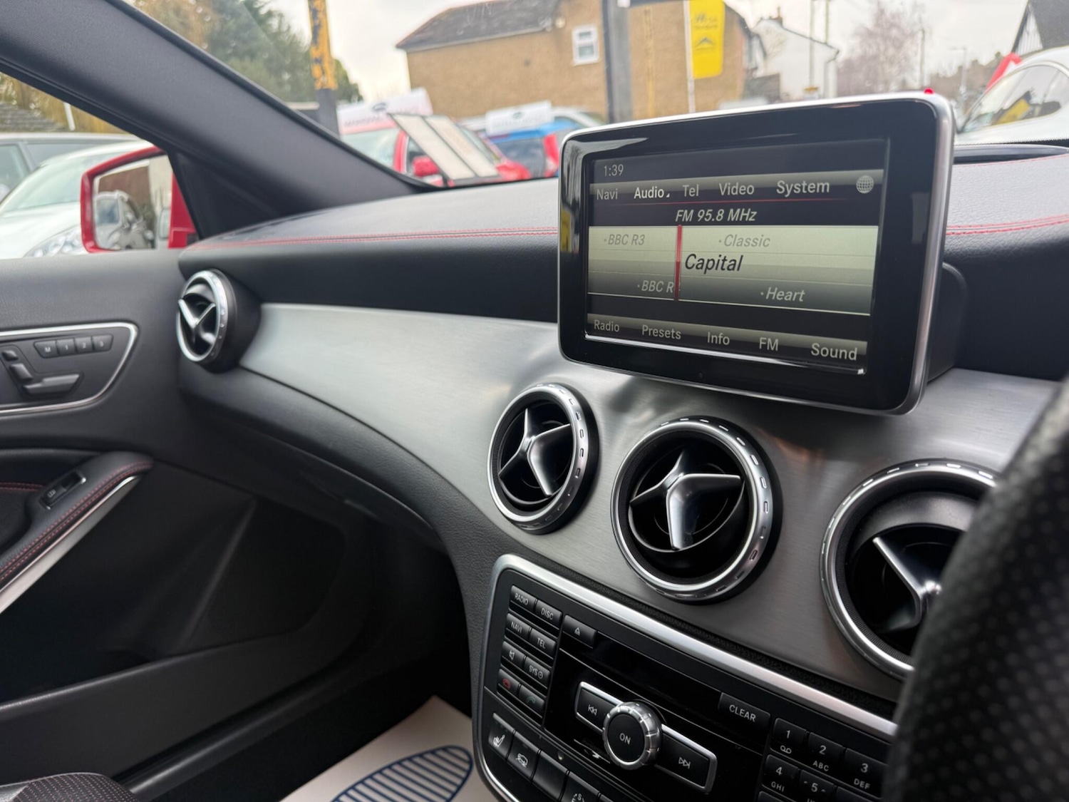 Used Mercedes-Benz GLA 2014 for sale - 77588693: Photo 32