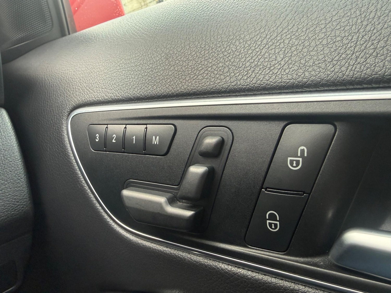 Used Mercedes-Benz GLA 2014 for sale - 77588693: Photo 37