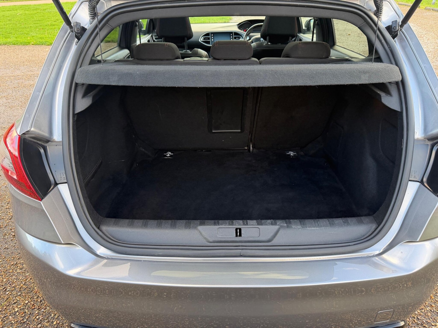 Used Peugeot 308 2020 for sale - 77346295: Photo 10