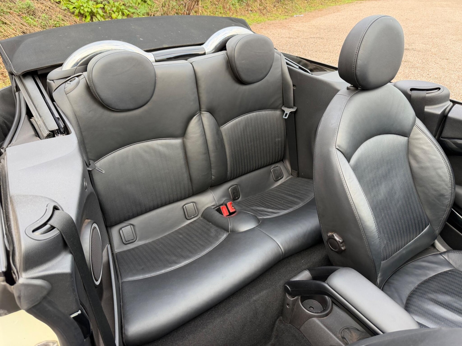 Used MINI Convertible 2012 for sale - 77346305: Photo 11