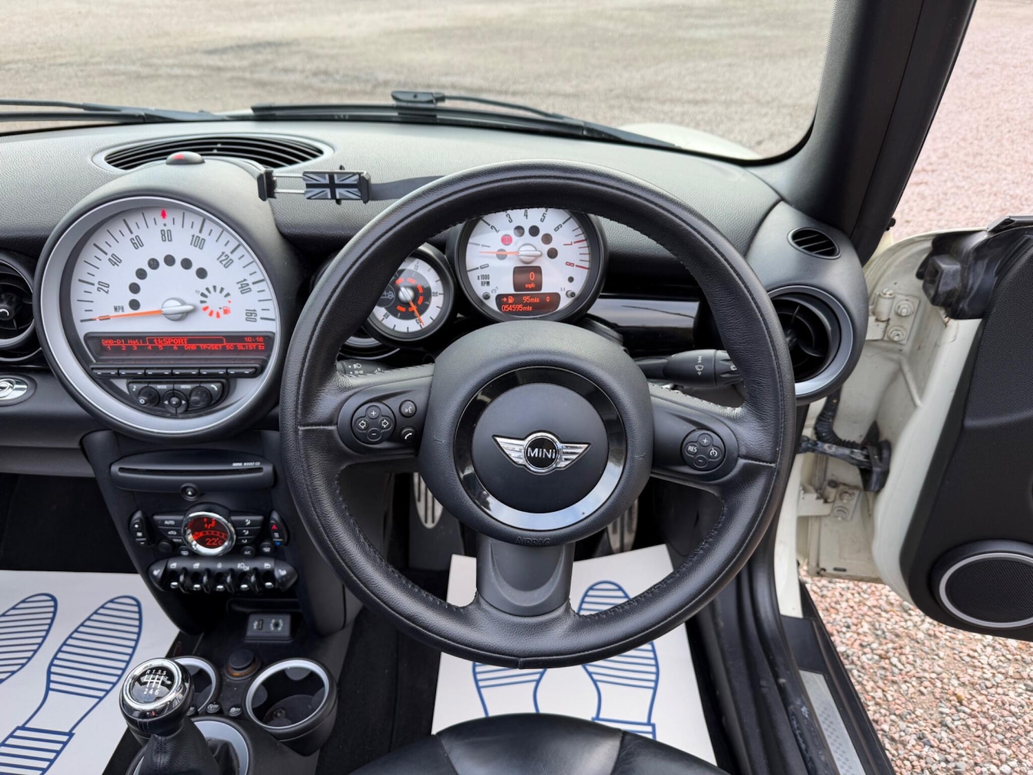 Used MINI Convertible 2012 for sale - 77346305: Photo 12